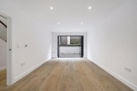 2 bedroom mews for sale, Whittlebury Mews West, Primrose Hill, London, NW1