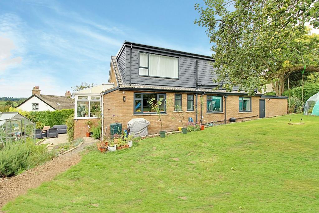 Molaventi, Wormald Green, Harrogate 5 bed detached house for sale £