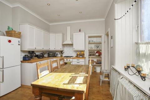 79a Appin Crescent, Dunfermline, KY12 7QT
