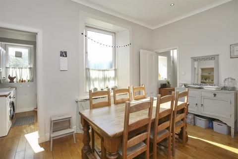 79a Appin Crescent, Dunfermline, KY12 7QT