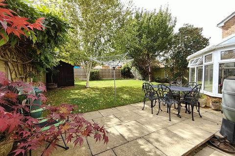 1 Abbots Way, Sherborne, DT9 6DU