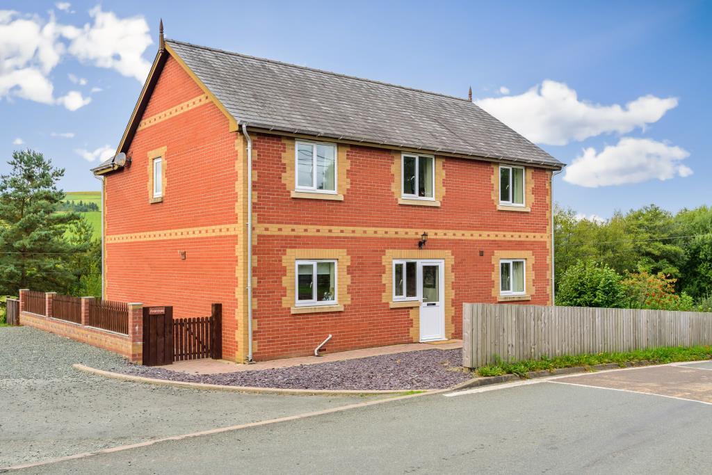 Llanbister, Llandrindod Wells, LD1 4 bed detached house for sale £350,000