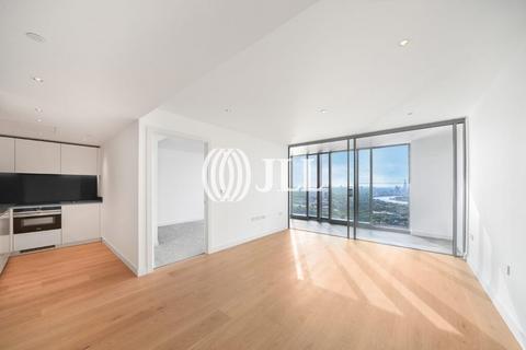 1 bedroom flat for sale, Landmark Pinnacle, London E14