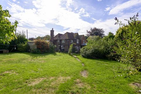 2, Fern Cottages Bell Lane, Splaynes Green, Uckfield, TN22 3TP
