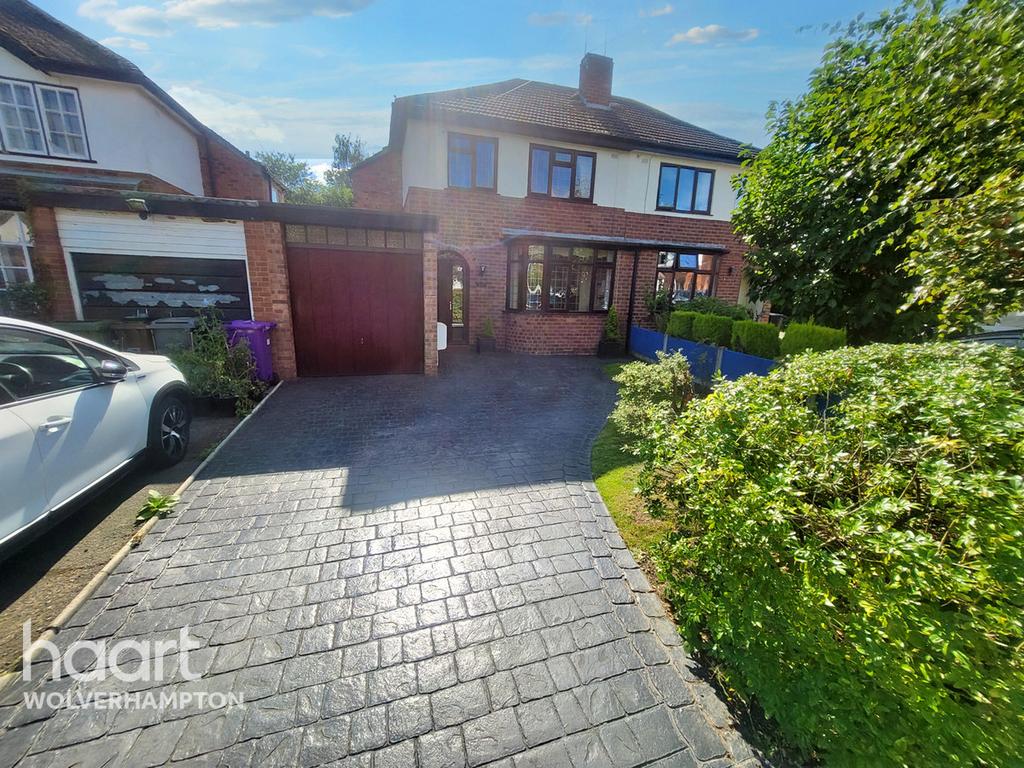 York Road, Wolverhampton 3 bed semidetached house £280,000