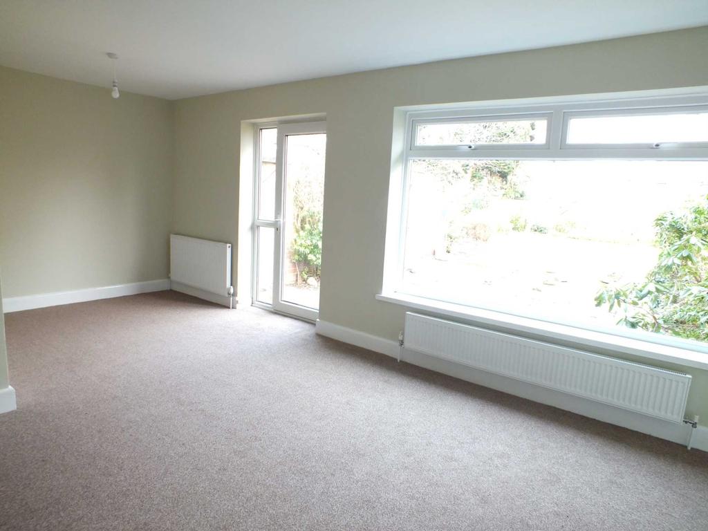 Whitehouse Crescent, Sutton Coldfield 3 bed bungalow £995 pcm (£230 pw)