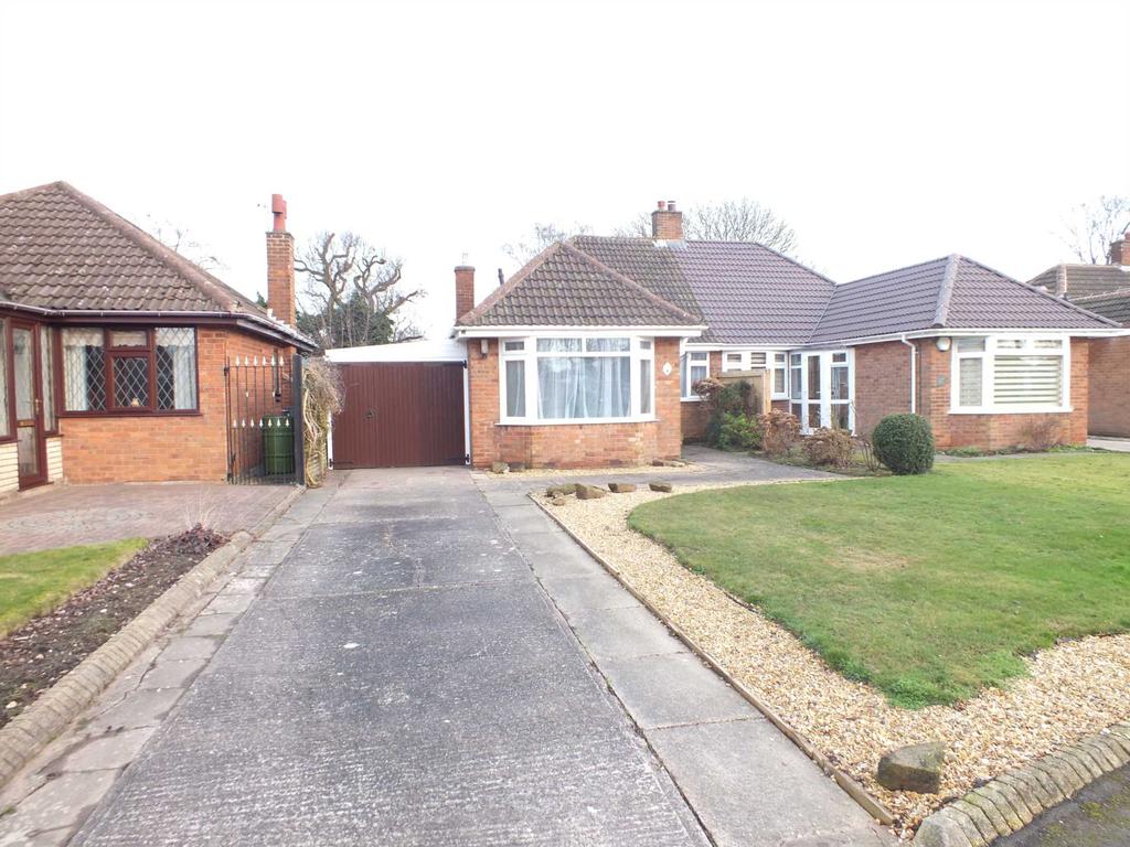 Whitehouse Crescent, Sutton Coldfield 3 bed bungalow £995 pcm (£230 pw)