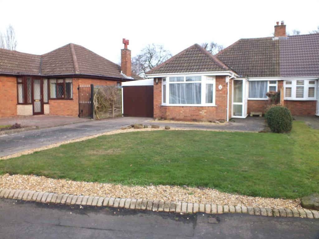 Whitehouse Crescent, Sutton Coldfield 3 bed bungalow £995 pcm (£230 pw)