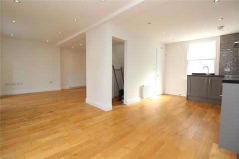 3 bedroom detached house to rent - St. Marys Lane, RM14