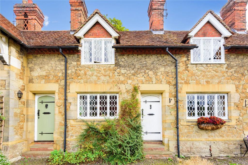 High Street, Chipstead, Sevenoaks, Kent 1 bed terraced house £325,000