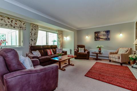 68 Beacon Way, Rickmansworth, WD3 7PD