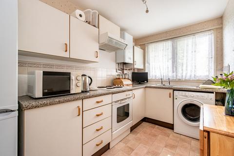 109/1 Barn Park Crescent, Edinburgh, EH14 3HP