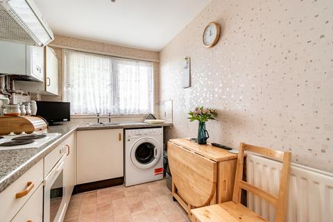 109/1 Barn Park Crescent, Edinburgh, EH14 3HP