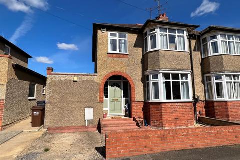 22 Lynton Avenue, Northampton, NN2 8LX
