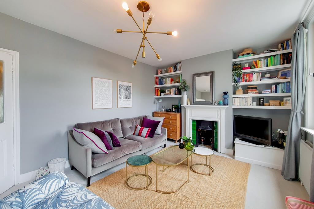 Fellbrigg Road, East Dulwich, London, SE22 1 bed flat for sale £425,000