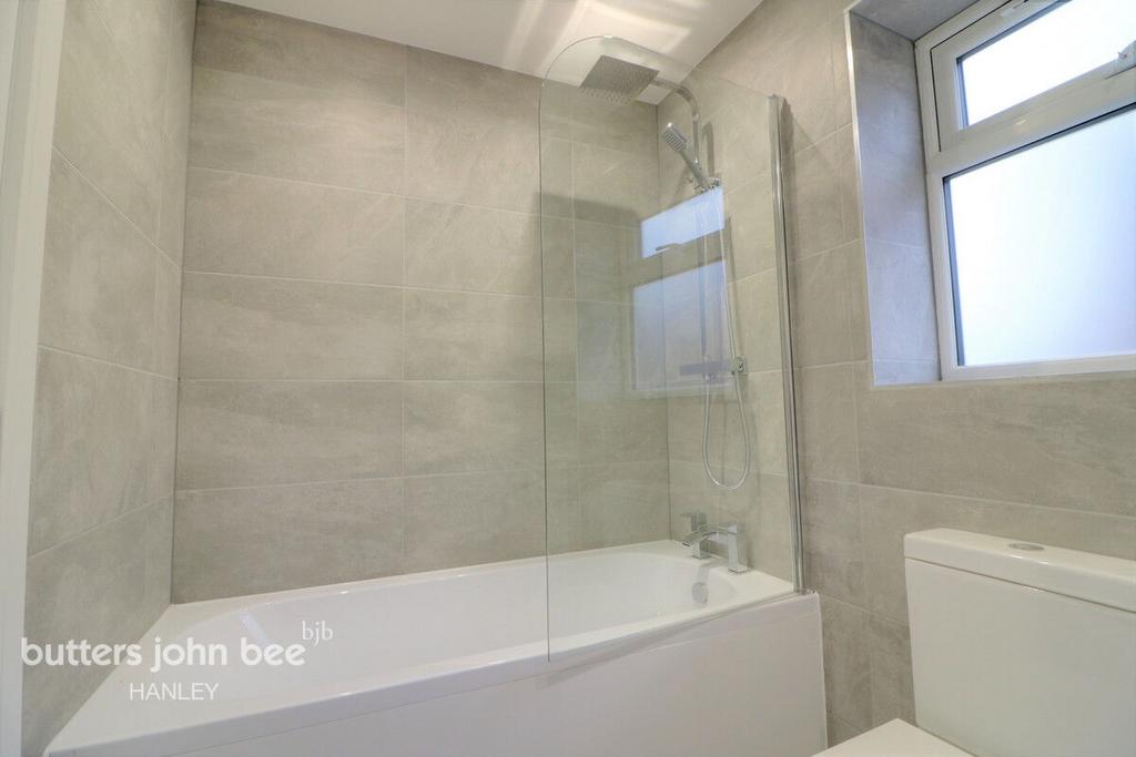 Swan Bank, Talke 2 bed semidetached house £170,000