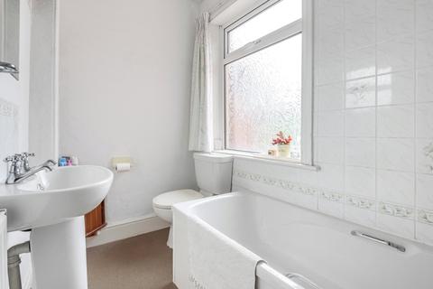 26 Chudleigh Road, Exeter, EX2 8TU