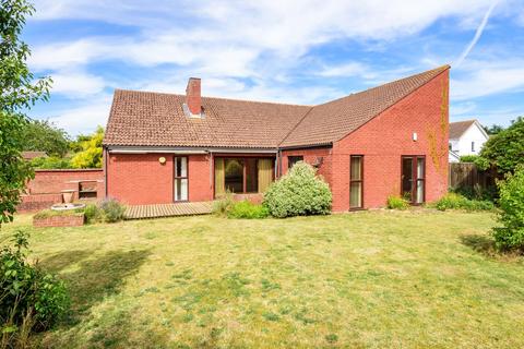 2 Fairfax Gardens, Exeter, EX2 8SR
