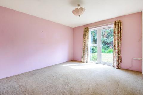 2 Fairfax Gardens, Exeter, EX2 8SR