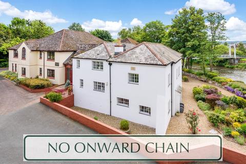 2 Trews Weir Court, Exeter, EX2 4JS