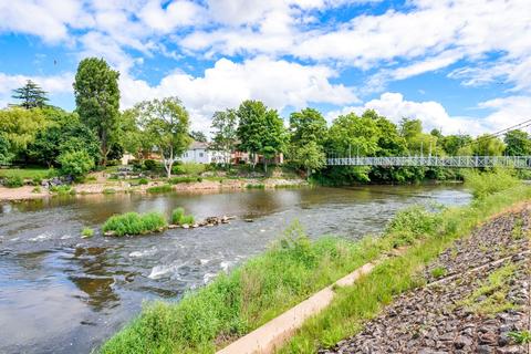 2 Trews Weir Court, Exeter, EX2 4JS