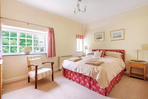 2 Trews Weir Court, Exeter, EX2 4JS