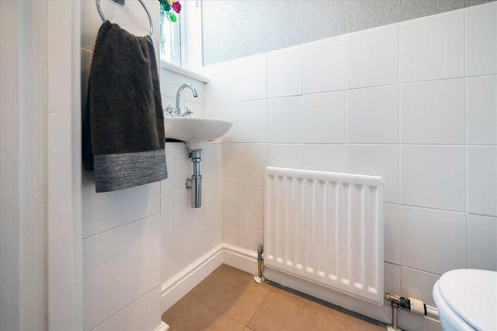 Lower Level WC