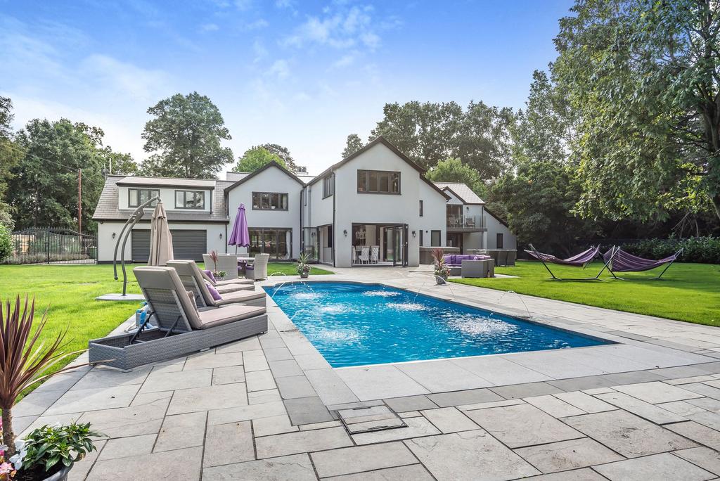 Ashford Road, StainesUponThames, TW18 5 bed detached house £1,850,000