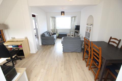 61 Buckland Way, Worcester Park, KT4 8NT