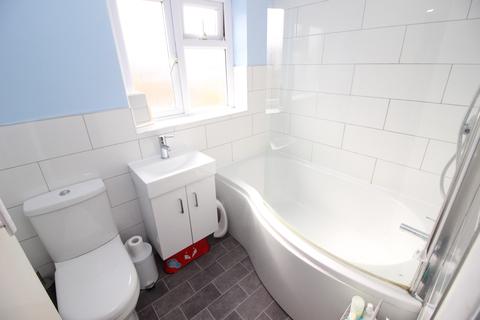 61 Buckland Way, Worcester Park, KT4 8NT