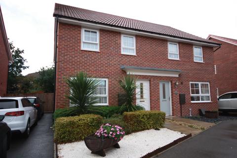 3 bedroom semi-detached house to rent - Brutus Court, Lincoln, Lincolnshire, LN6