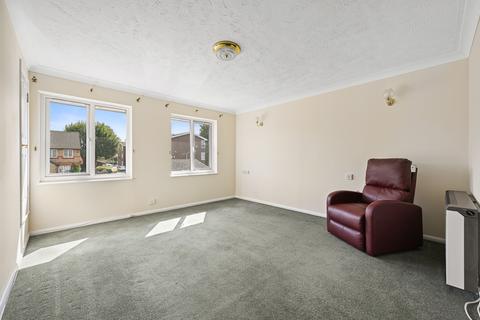 1 bedroom retirement property for sale - Auriol Drive, Uxbridge UB10