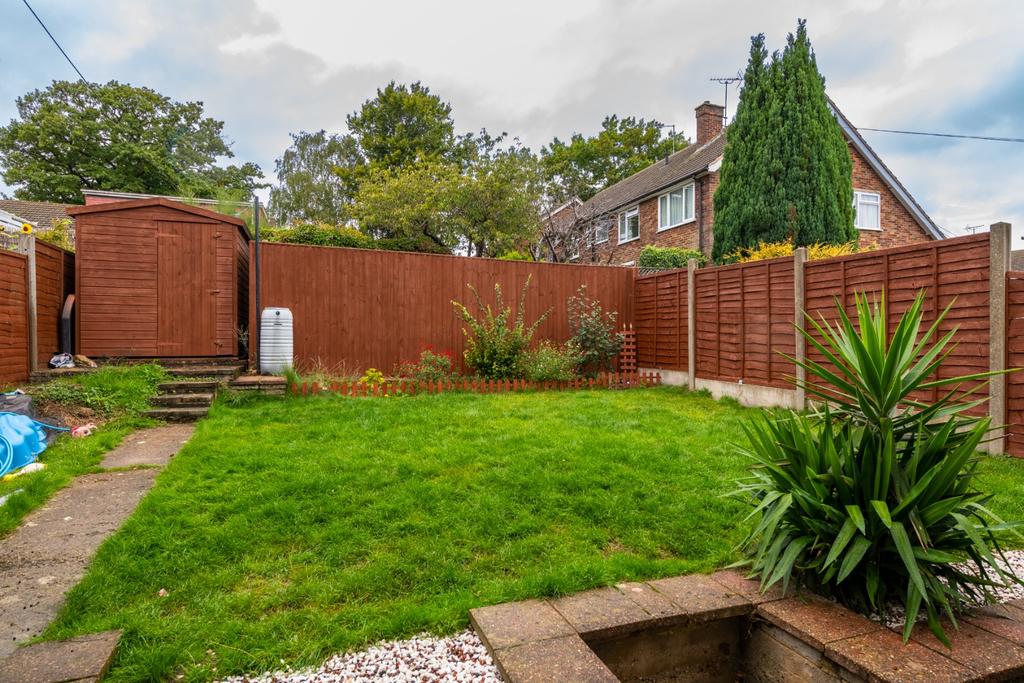 Lonsdale Drive, Rainham, 3 bed semidetached house £350,000