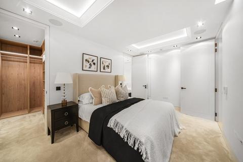 Flat 6, 19 Bolsover Street, London, W1W 5NA