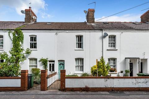 8 Phoenix Park Terrace, Basingstoke, RG21 5NQ