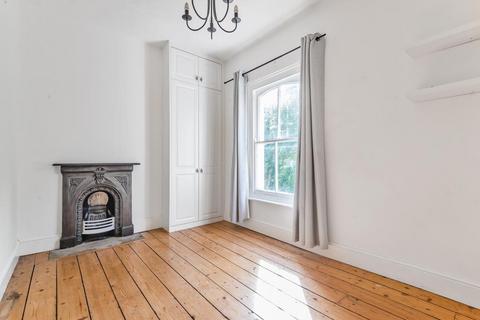 8 Phoenix Park Terrace, Basingstoke, RG21 5NQ