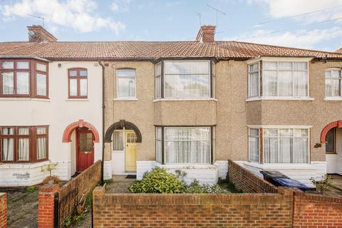 92 Deans Road, London, W7 3QB