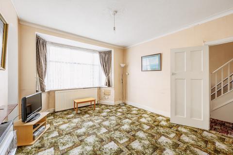 92 Deans Road, London, W7 3QB