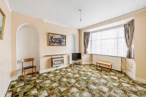 92 Deans Road, London, W7 3QB