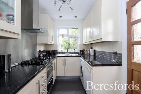 4 bedroom semi-detached house for sale - Widford Grove, Chelmsford, CM2