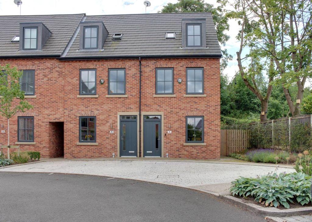 View of Property at Front