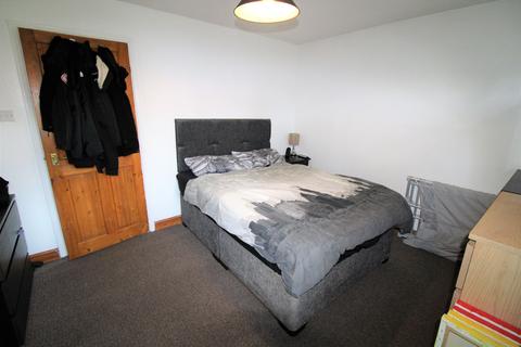 1 bedroom apartment for sale - Oakley Close, Grays, RM20