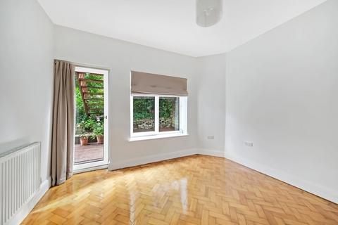 undefined, Kew Road, Kew, Richmond, Surrey TW9