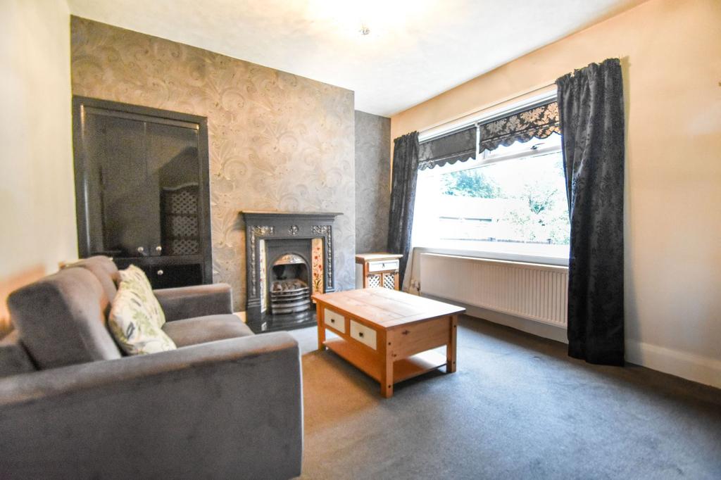 Ludlow Avenue, Whitefield, M45 3 bed semidetached house £295,000