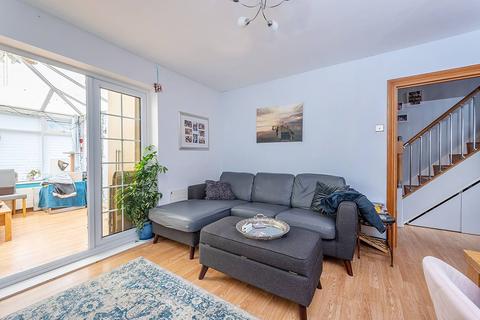 53 Hornbeam Crescent, Brentford, TW8 8NE