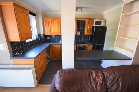 1 bedroom terraced house to rent, Castlehaven Close, Chippenham, Wiltshire