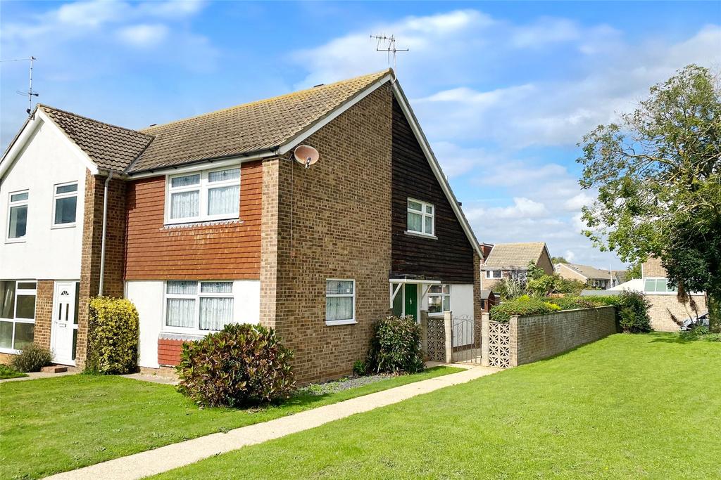 The Winter Knoll, Littlehampton, West... 3 bed end of terrace house £