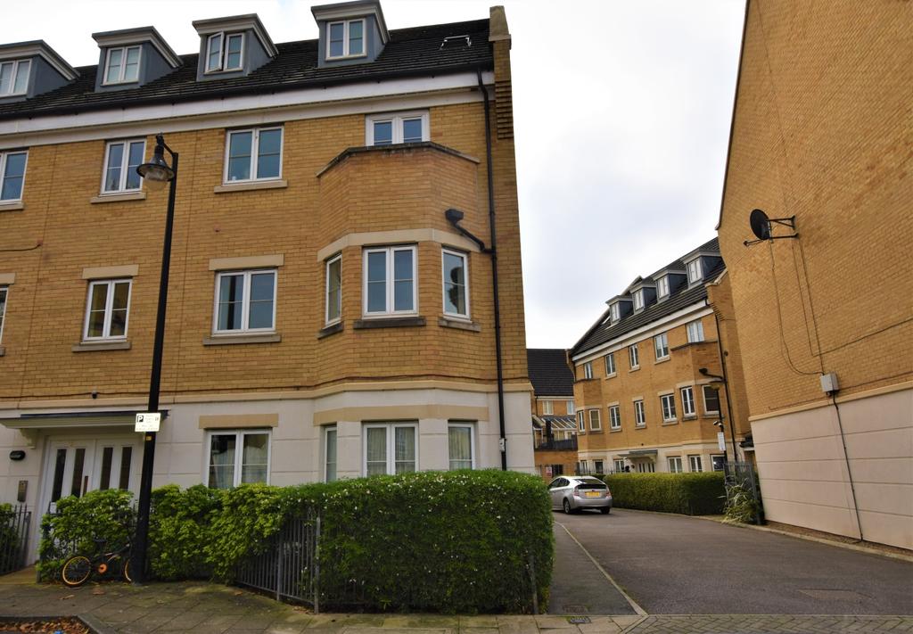 Tower Mill Road London SE15 2 bed flat £1,575 pcm (£363 pw)