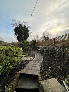 35a Mill Hill Road, London, W3 8JE