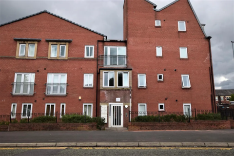 2 bedroom flat for sale - Waverley Street, Oldham, Greater Manchester, OL1 4GA